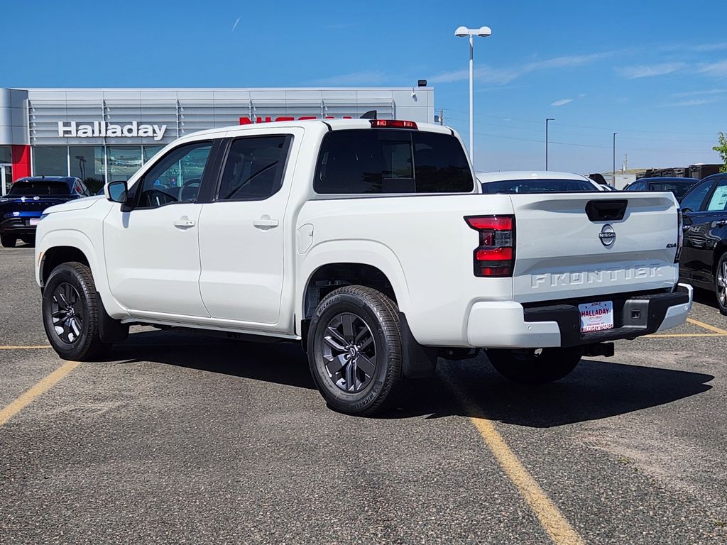 2025 Nissan Frontier Crew Cab SV photo 3