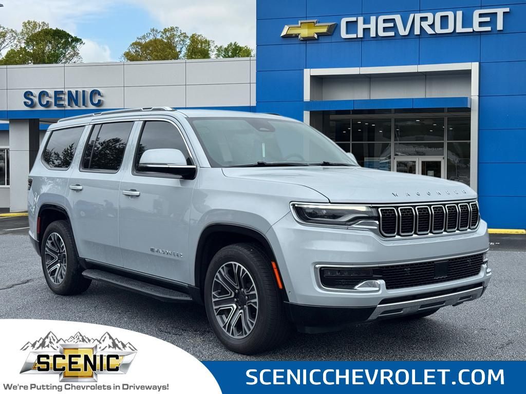 2022 Jeep Wagoneer Series III's photo