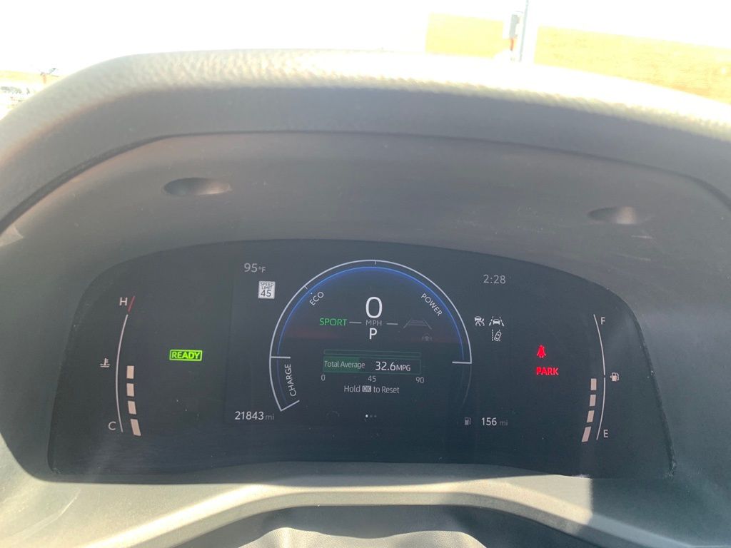 2025 Toyota Camry LE photo 16