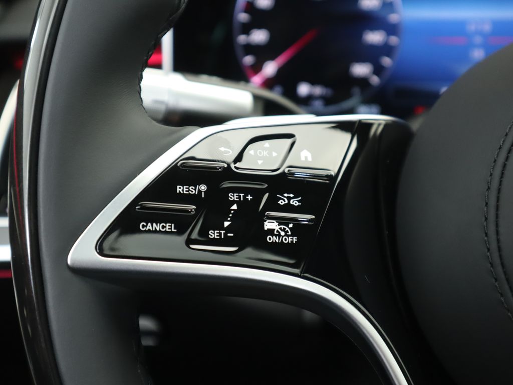2025 Mercedes Benz S 580 4MATIC photo 12