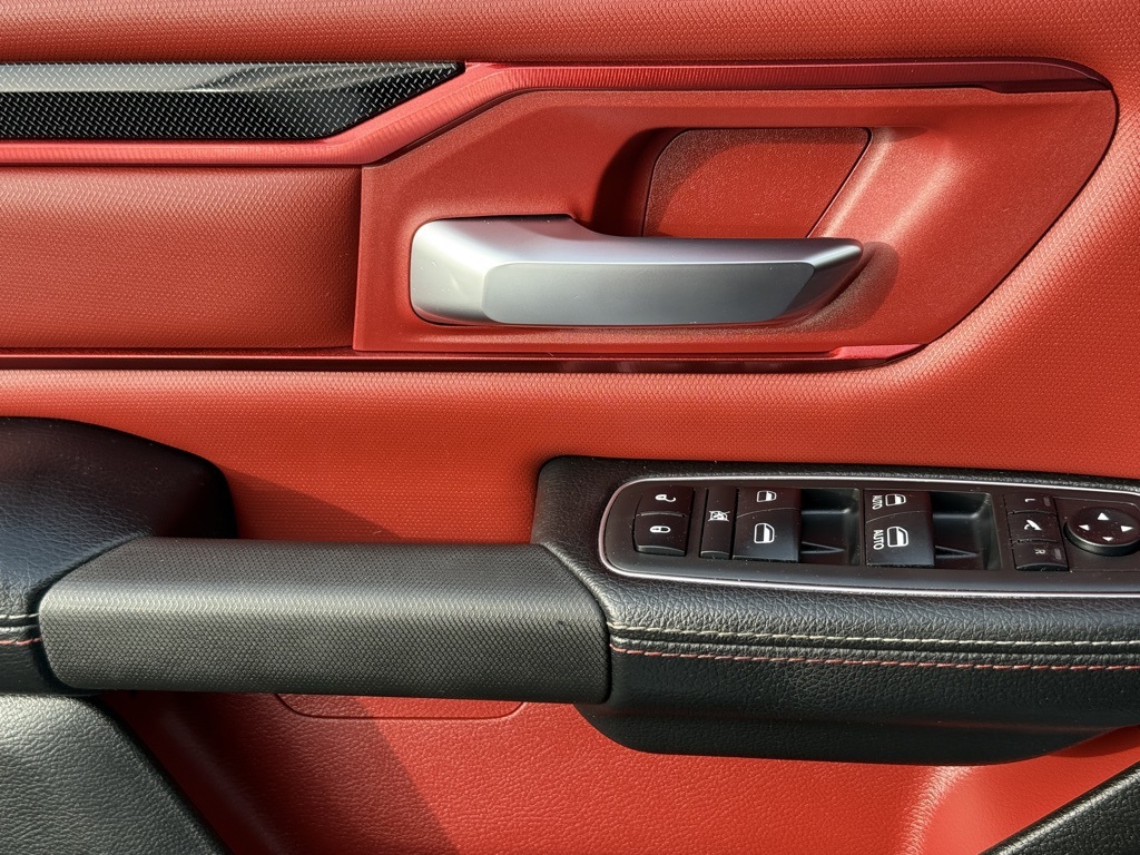 2019 Ram 1500 Rebel photo 17