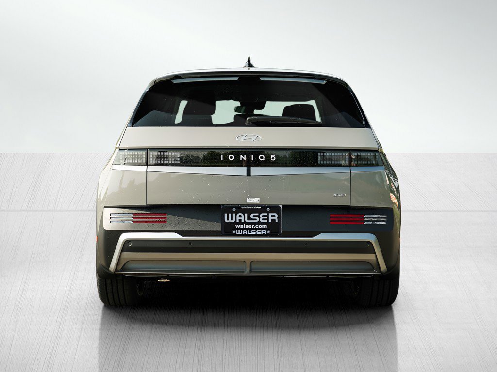 2025 Hyundai Ioniq 5 SE photo 4