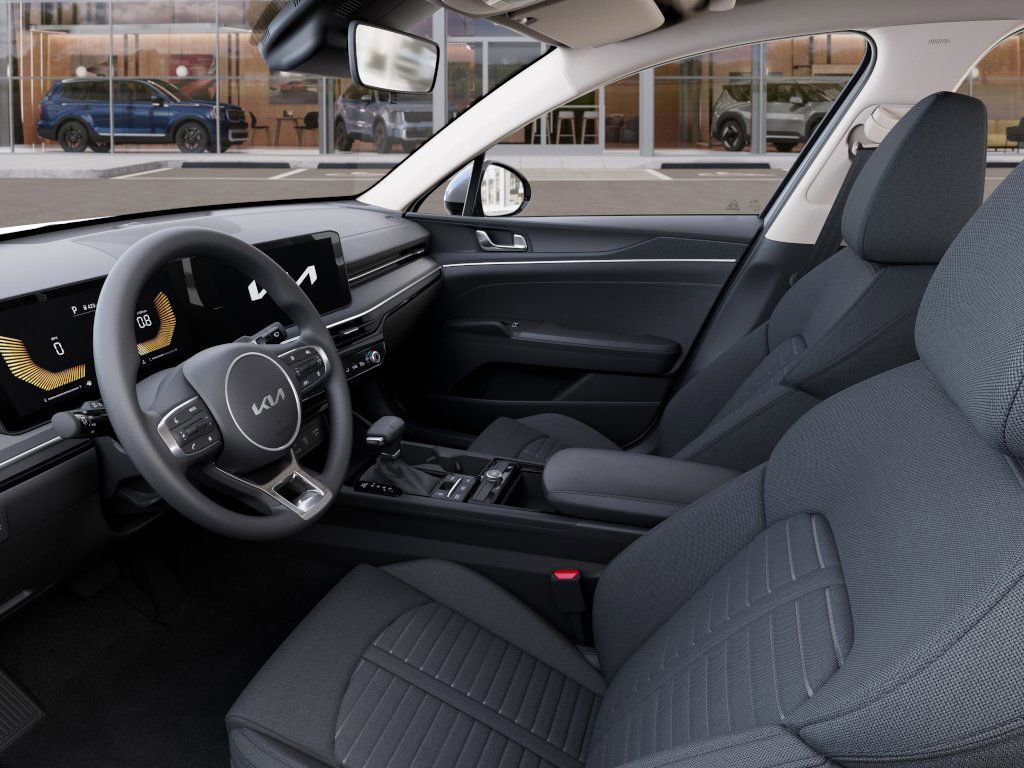 2025 Kia K5 LXS photo 15