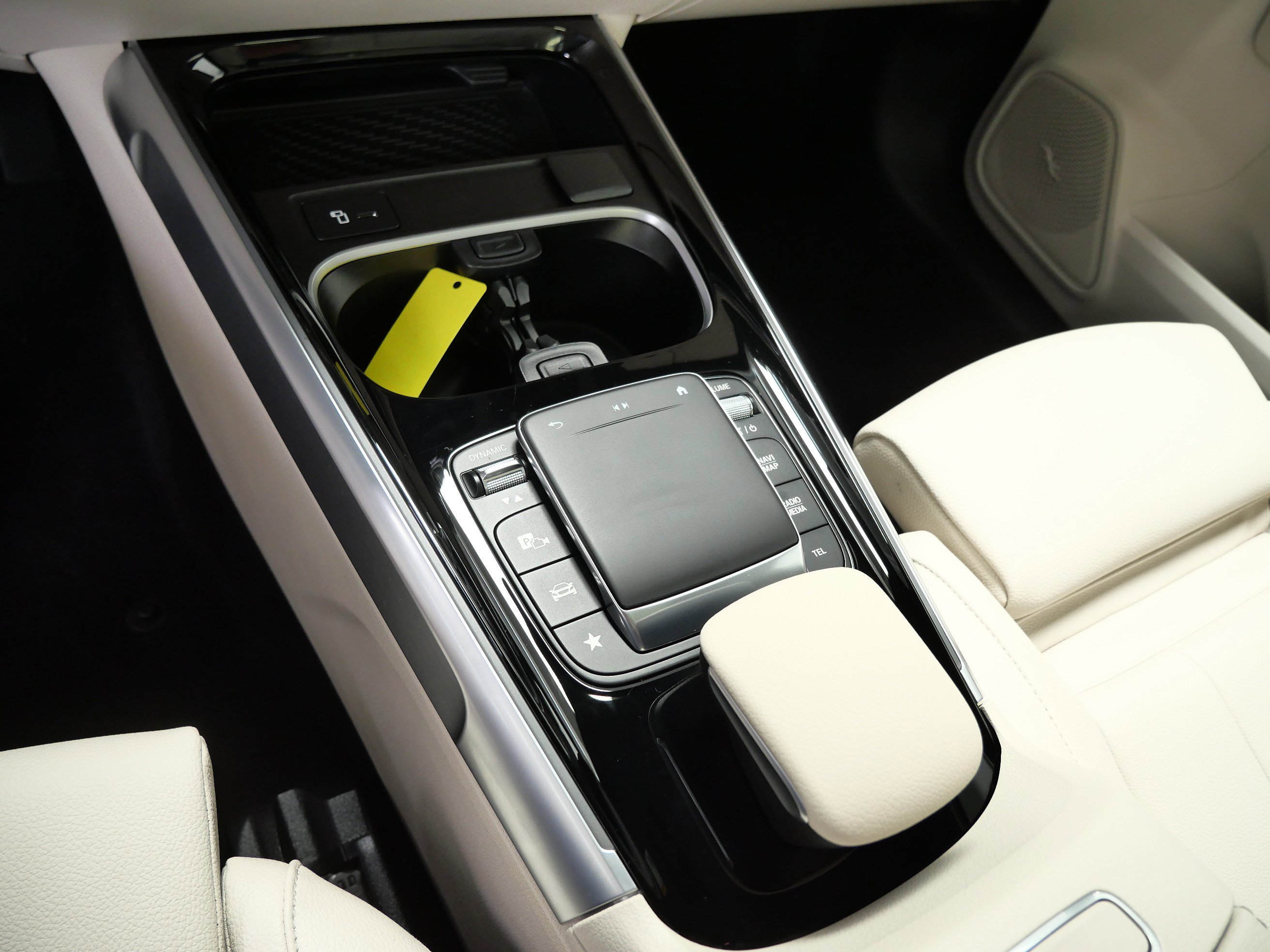 2023 Mercedes Benz EQB 300 4MATIC photo 21