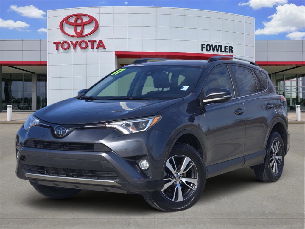 2017 Toyota RAV4 XLE