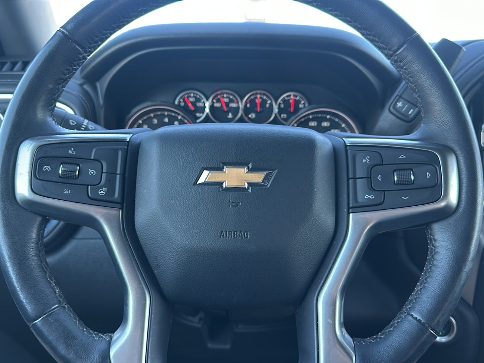 2021 Chevrolet Silverado 1500 LT photo 11