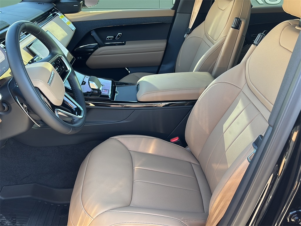 2025 Land Rover Range Rover Sport SE photo 24