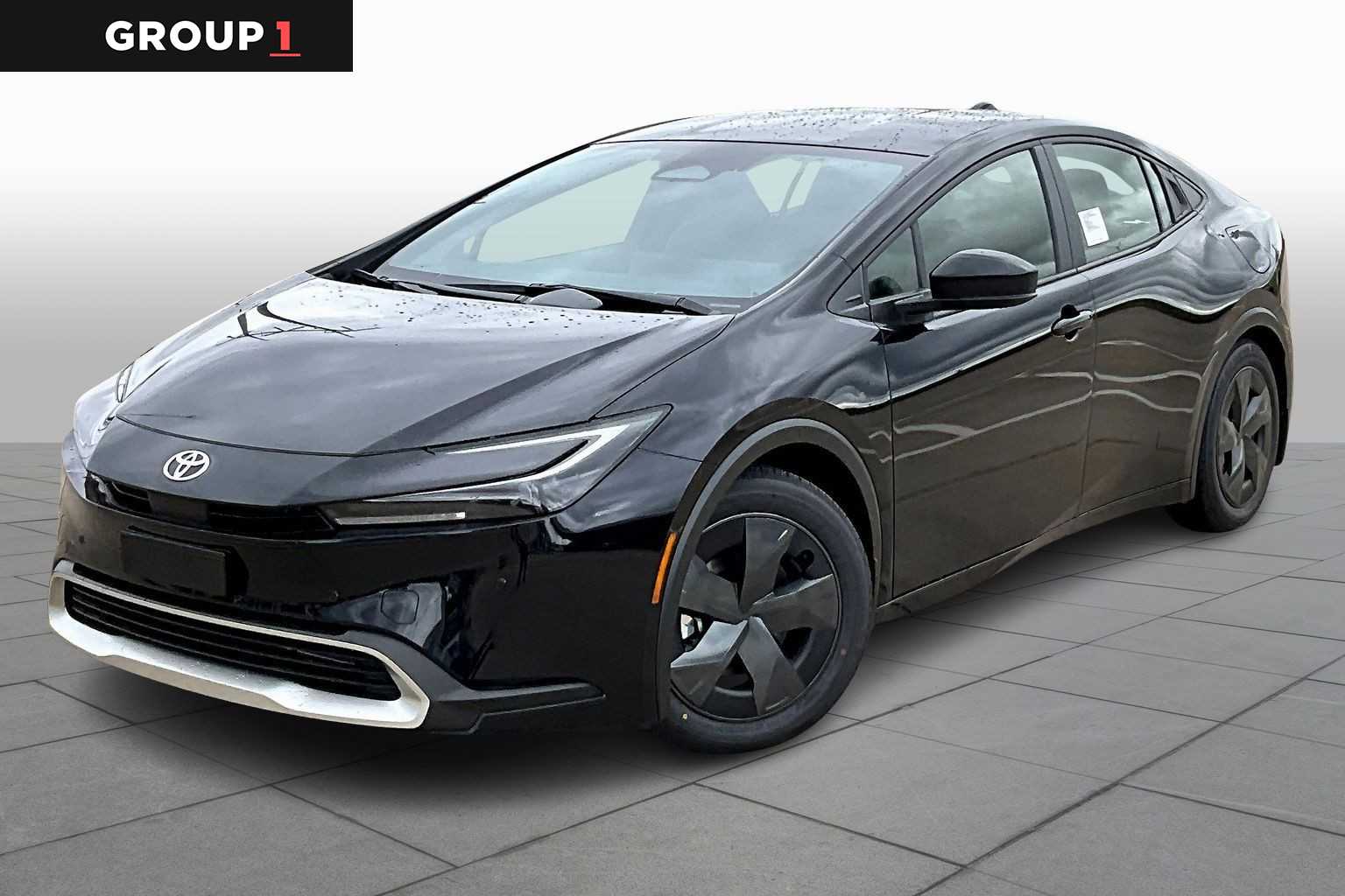 2026 Toyota Prius SE's photo