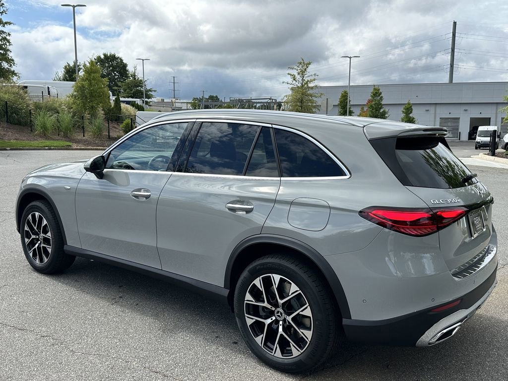 2025 Mercedes Benz GLC 350e 4MATIC photo 6