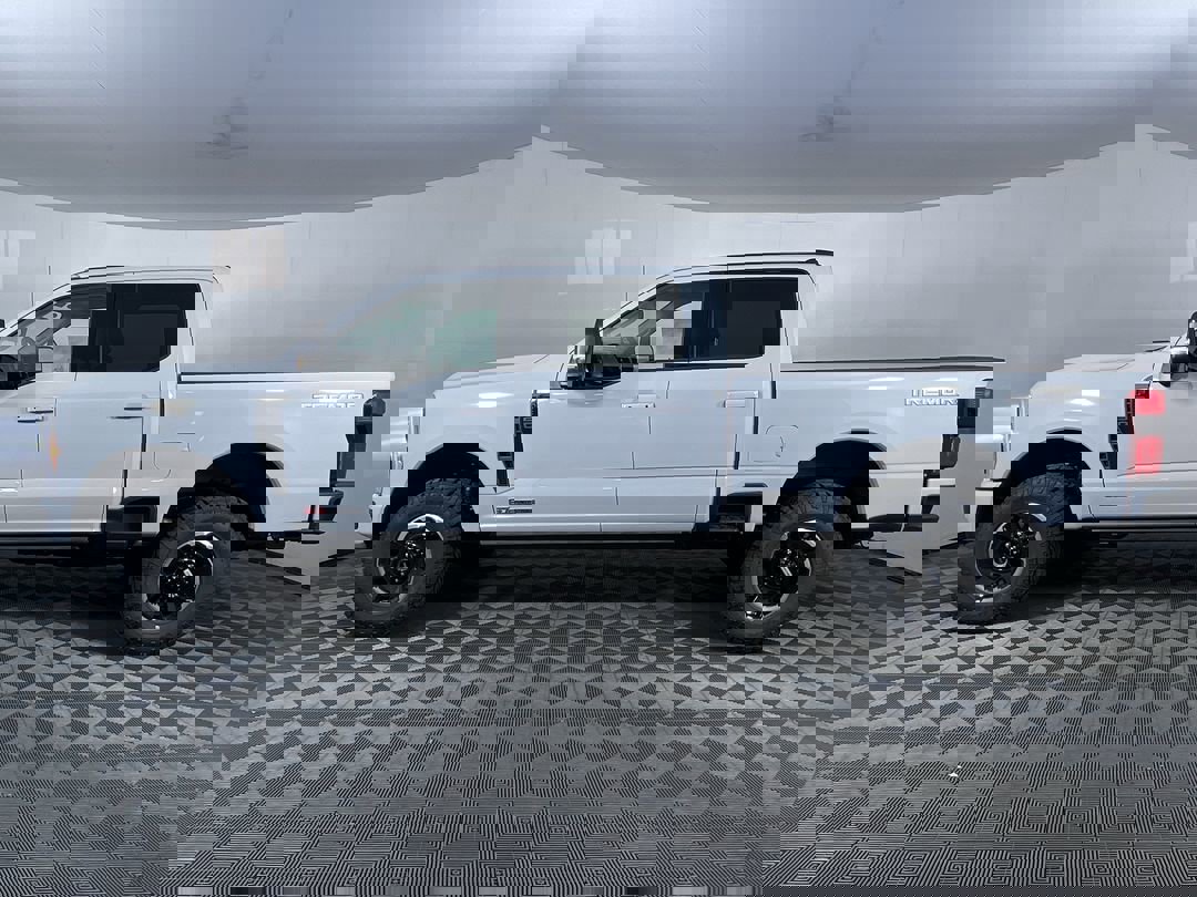 2025 Ford F-250 Lariat photo 5
