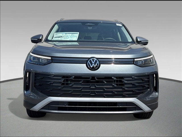 2025 Volkswagen Tiguan S photo 2