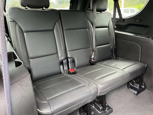 2023 Chevrolet Suburban Premier photo 21
