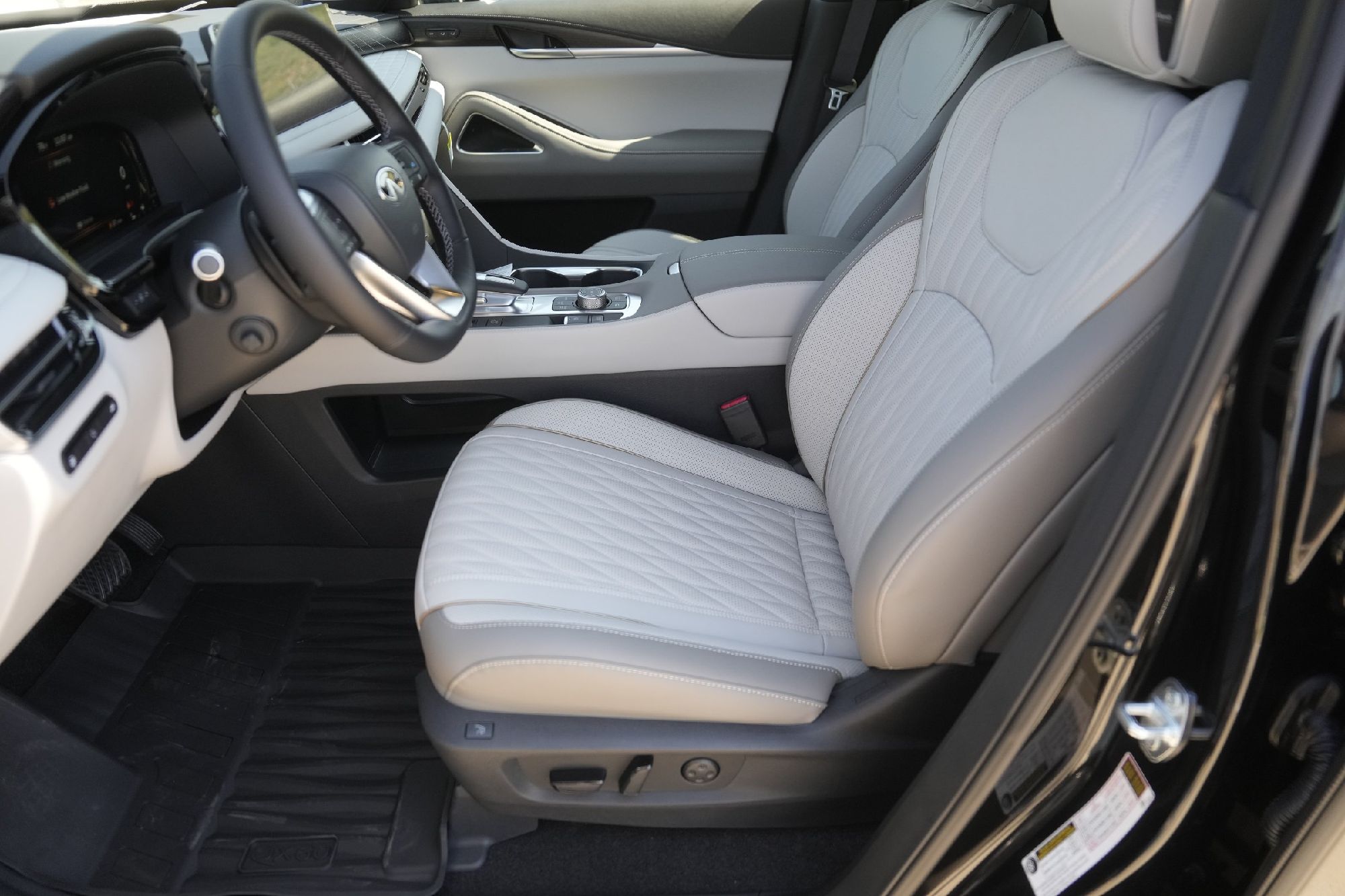 2026 Infiniti QX60 Autograph AWD photo 6