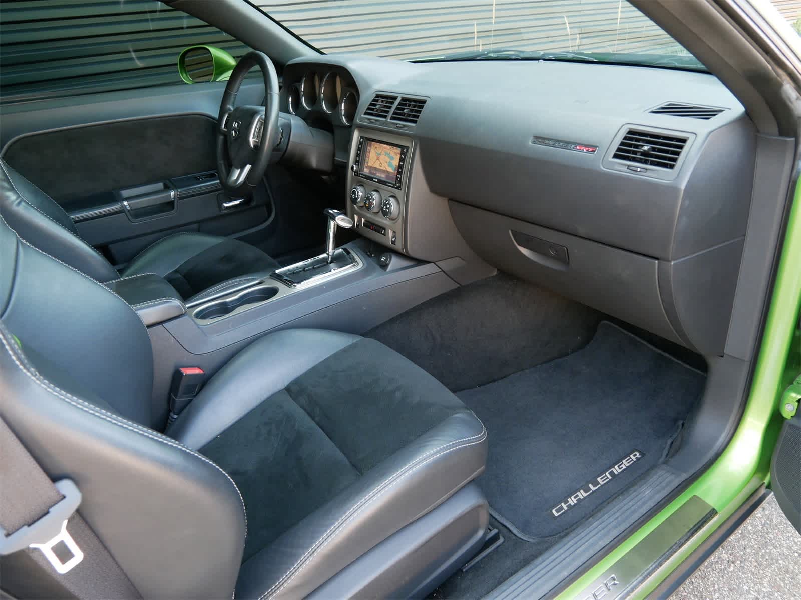 2011 Dodge Challenger SRT8 photo 23