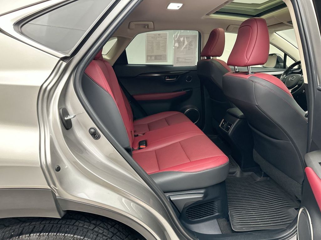 2021 Lexus NX 300 photo 7