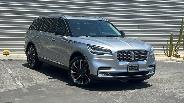2021 Lincoln Aviator Reserve's photo