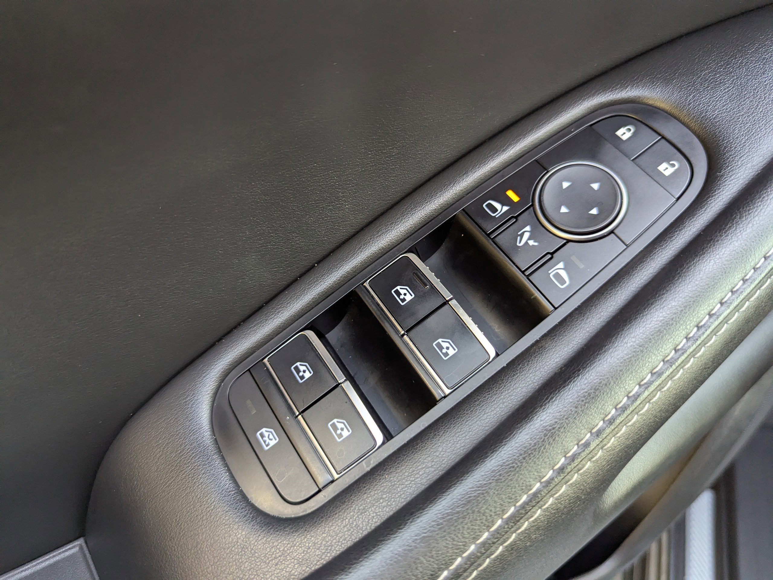 2022 Infiniti QX60 Pure photo 22