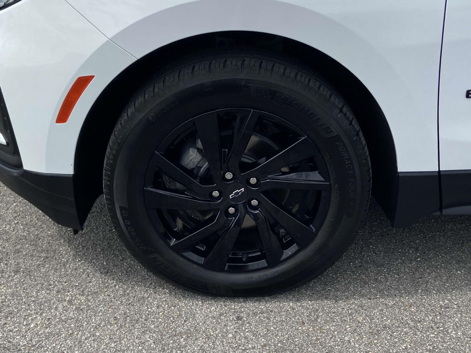 2023 Chevrolet Equinox LS photo 6