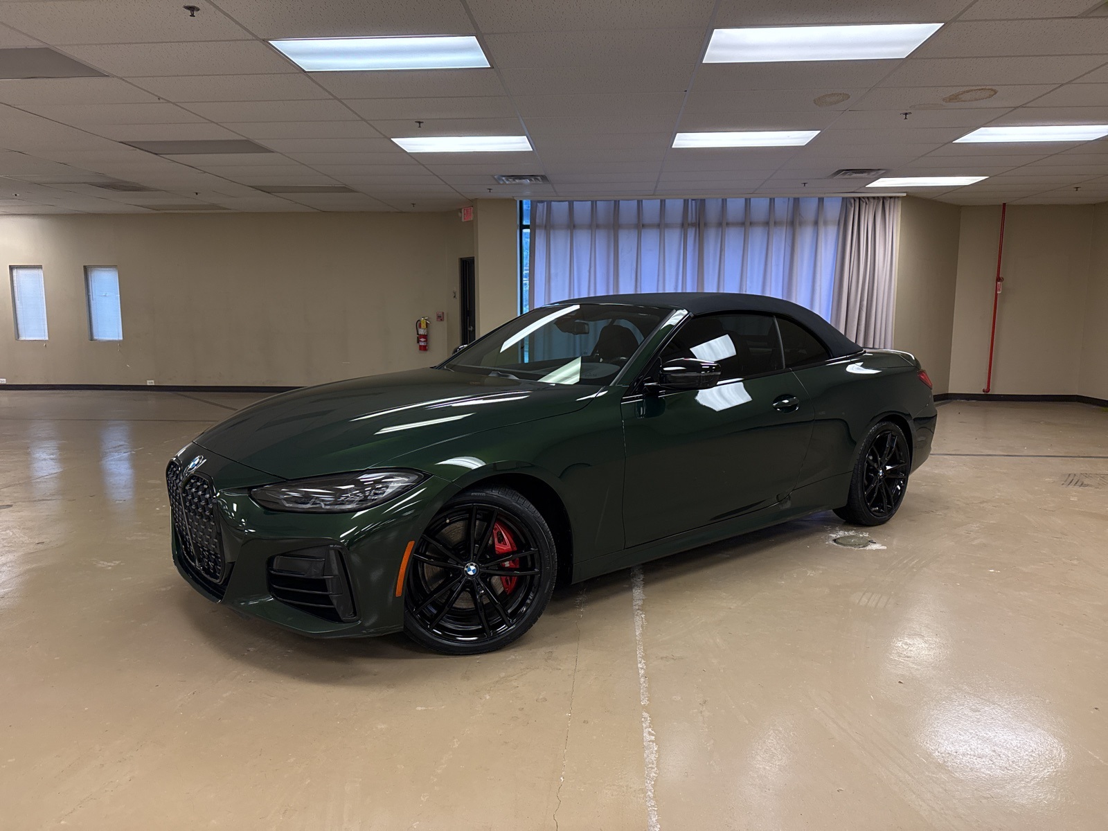 2023 BMW 4 Series M440i's photo