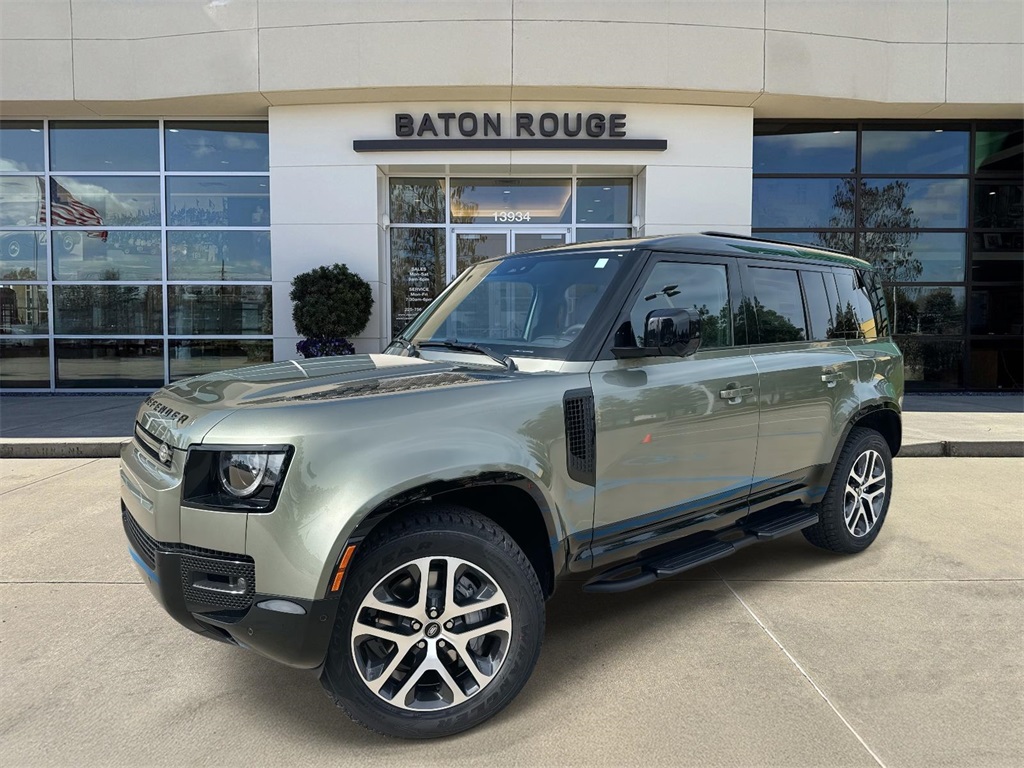 2025 Land Rover Defender X-Dynamic SE's photo