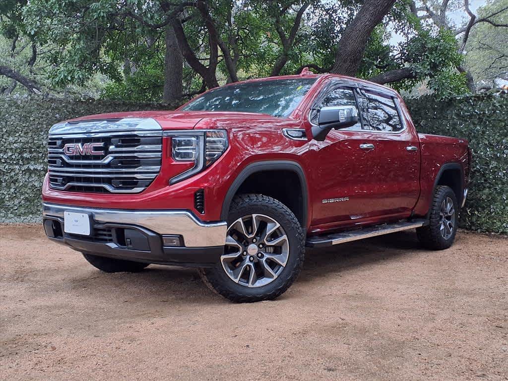 2023 GMC Sierra 1500 SLT's photo