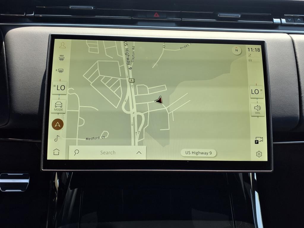 2025 Land Rover Range Rover Sport SE photo 12