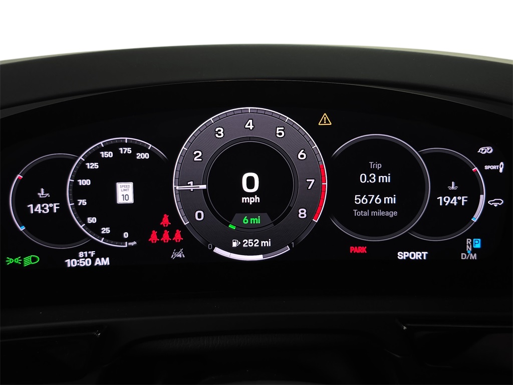 2024 Porsche Cayenne E-Hybrid S photo 13
