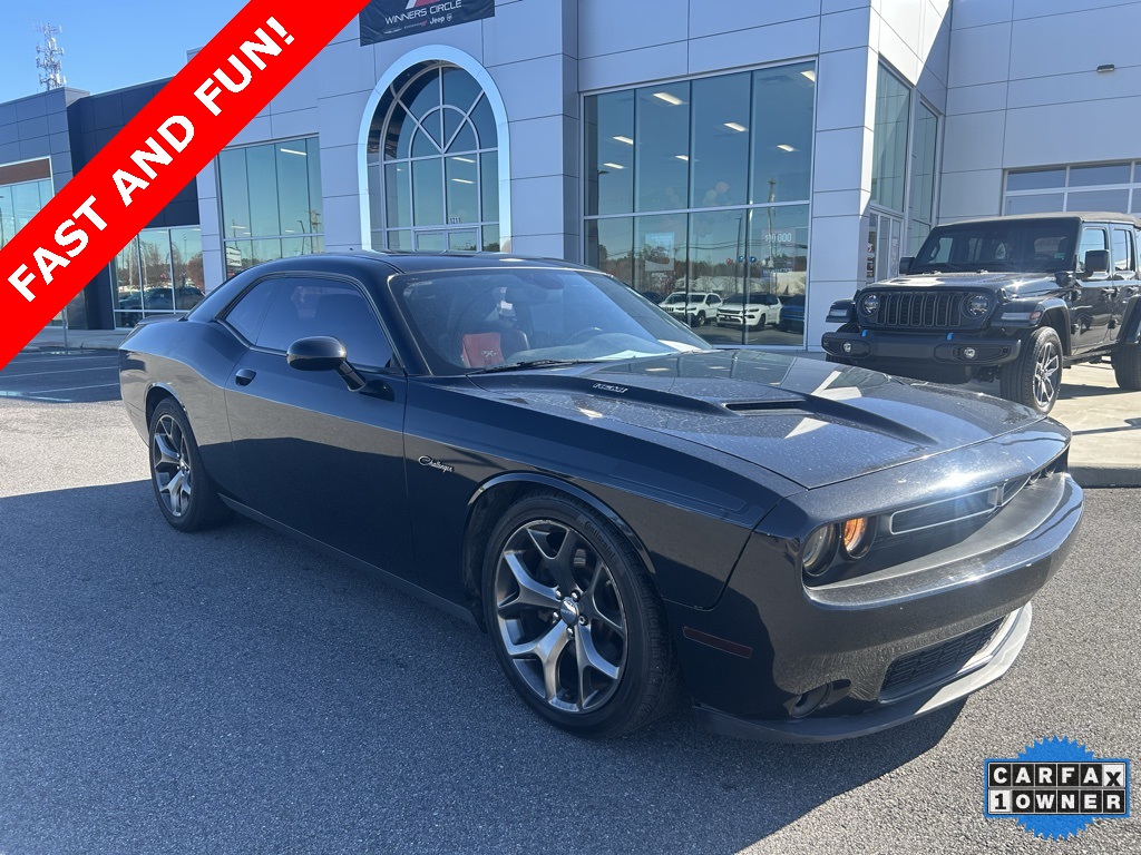 2015 Dodge Challenger R/T's photo