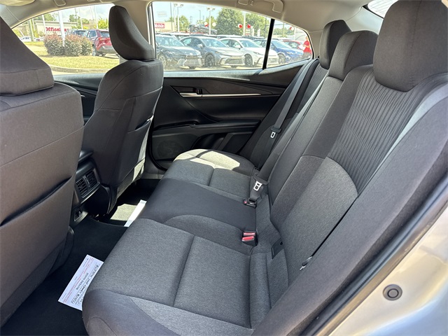 2025 Toyota Camry LE photo 13