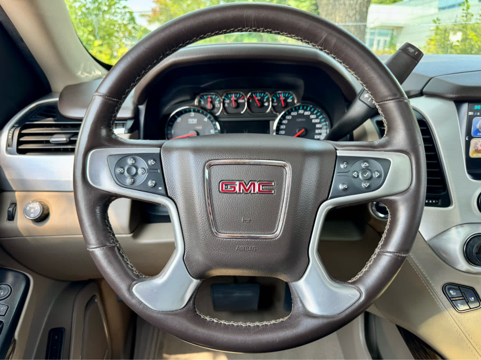 2020 Gmc Yukon XL SLT photo 18