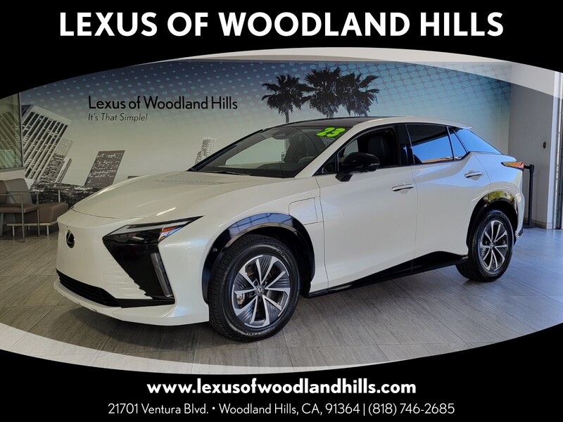 2023 Lexus RZ Premium's photo