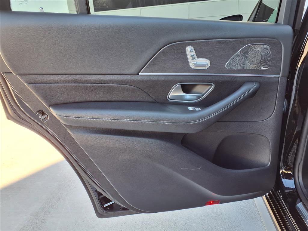 2022 Mercedes Benz GLS 450 4MATIC photo 15