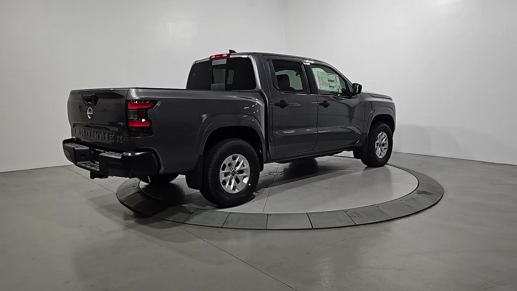 2026 Nissan Frontier S photo 4