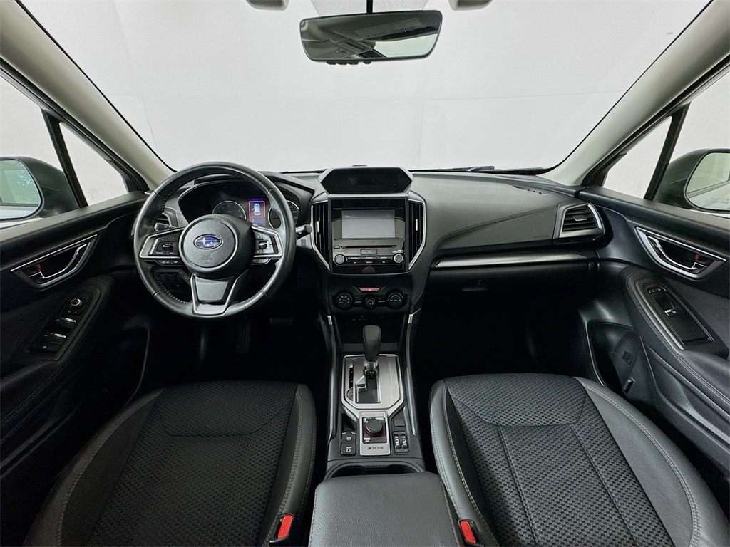 2020 Subaru Forester Premium photo 6