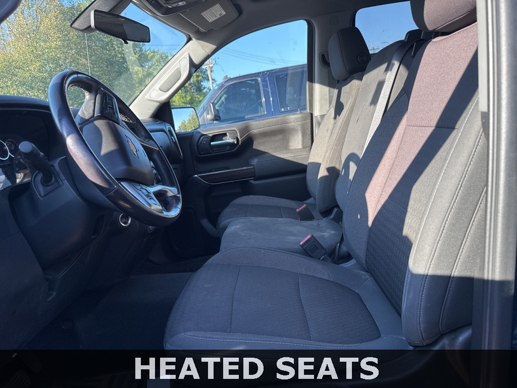 2020 Chevrolet Silverado 1500 LT photo 3