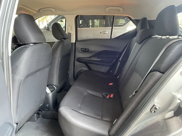 2024 Nissan Kicks S photo 26
