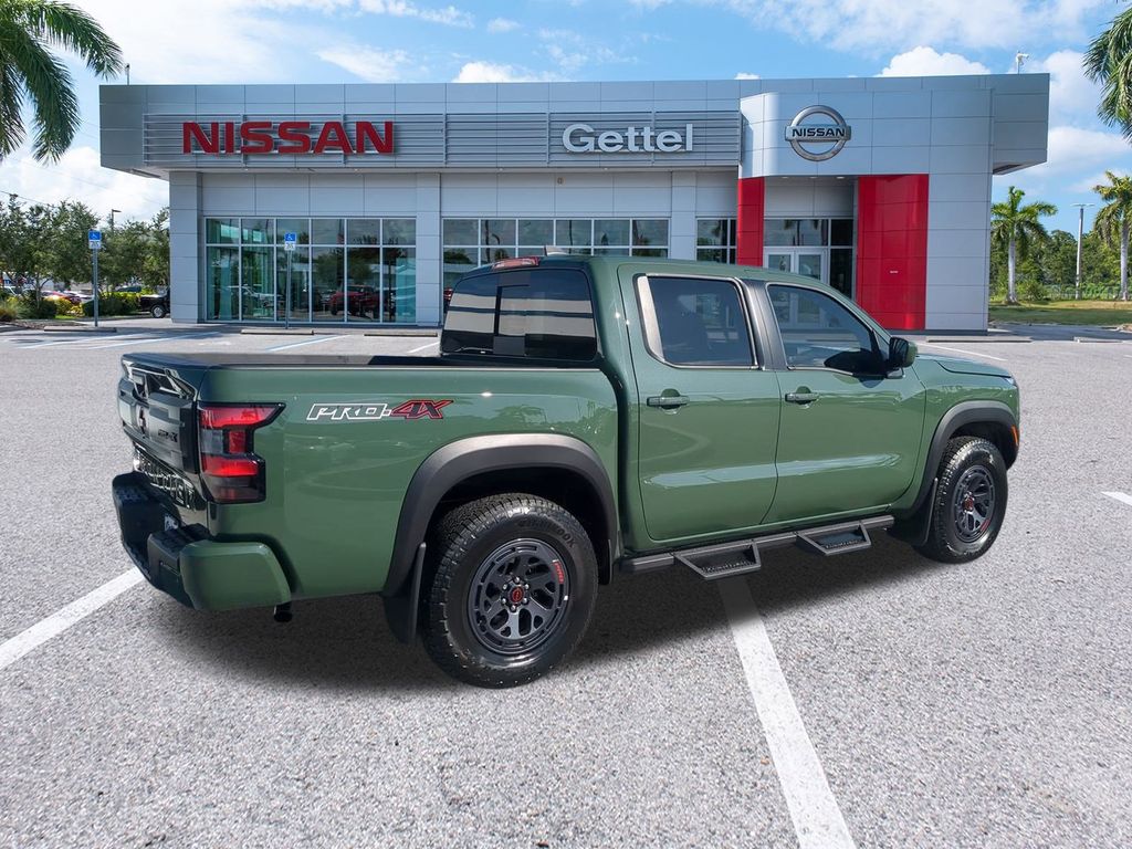 2025 Nissan Frontier PRO-4X photo 4