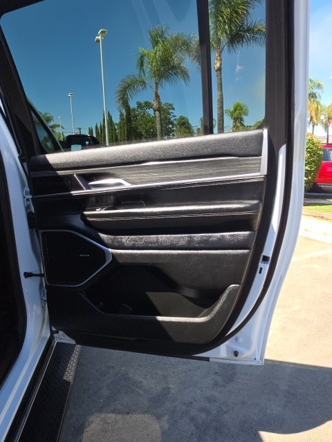 2023 Jeep Wagoneer L Series II photo 36