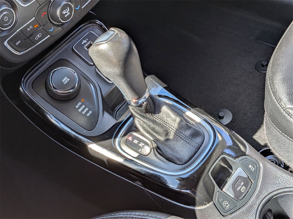 2021 Jeep Compass Altitude photo 14