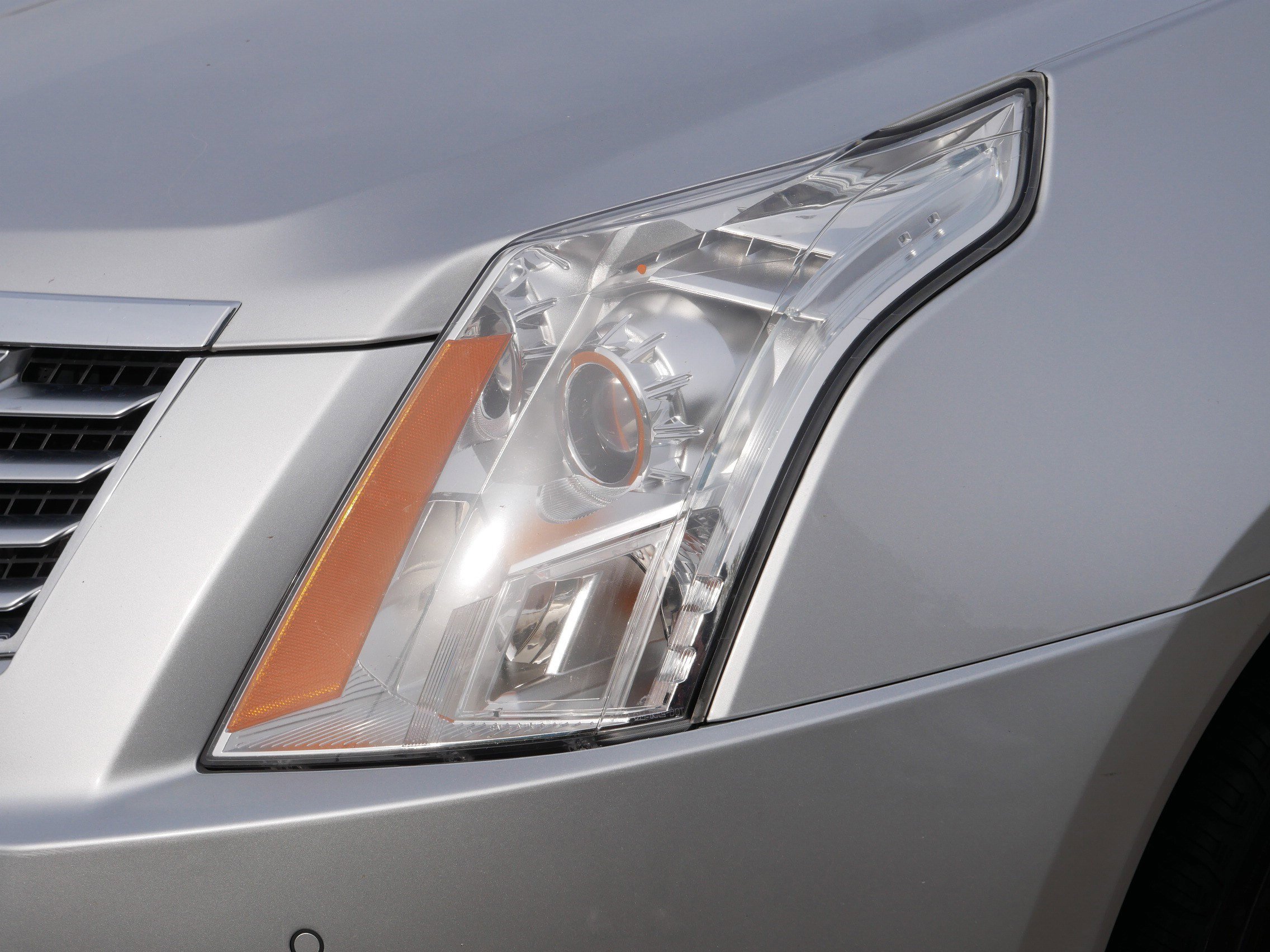 2016 Cadillac SRX Luxury photo 16