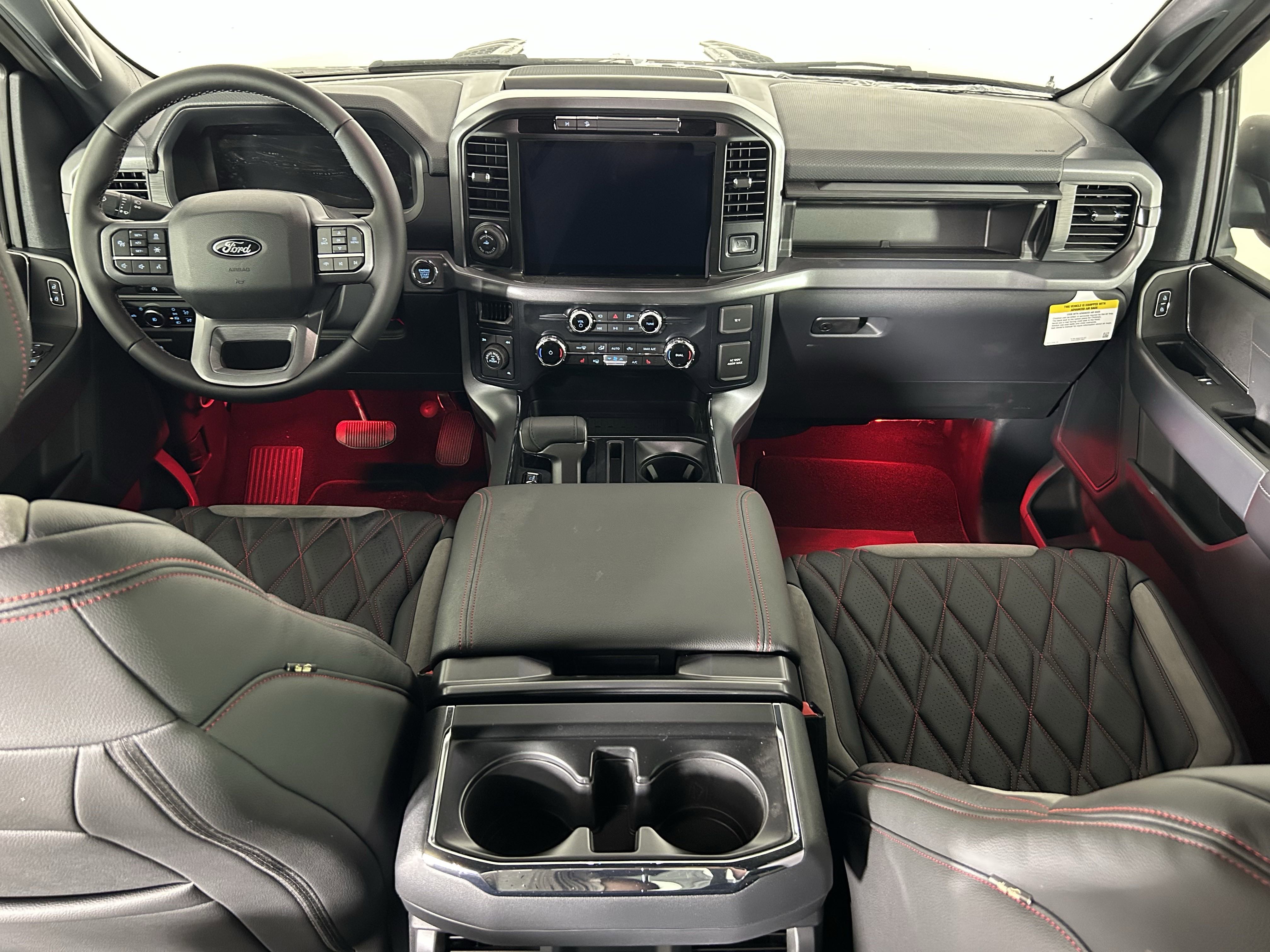 2025 Ford F-150 XLT photo 11