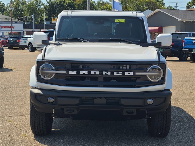 2025 Ford Bronco Outer Banks photo 9