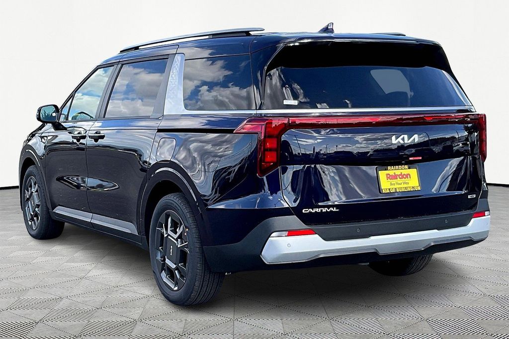 2026 Kia Carnival EX photo 3