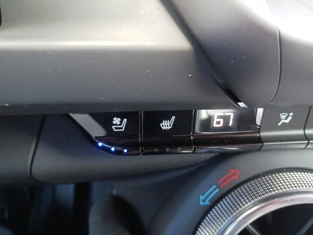 2021 Chevrolet Camaro ZL1 photo 18