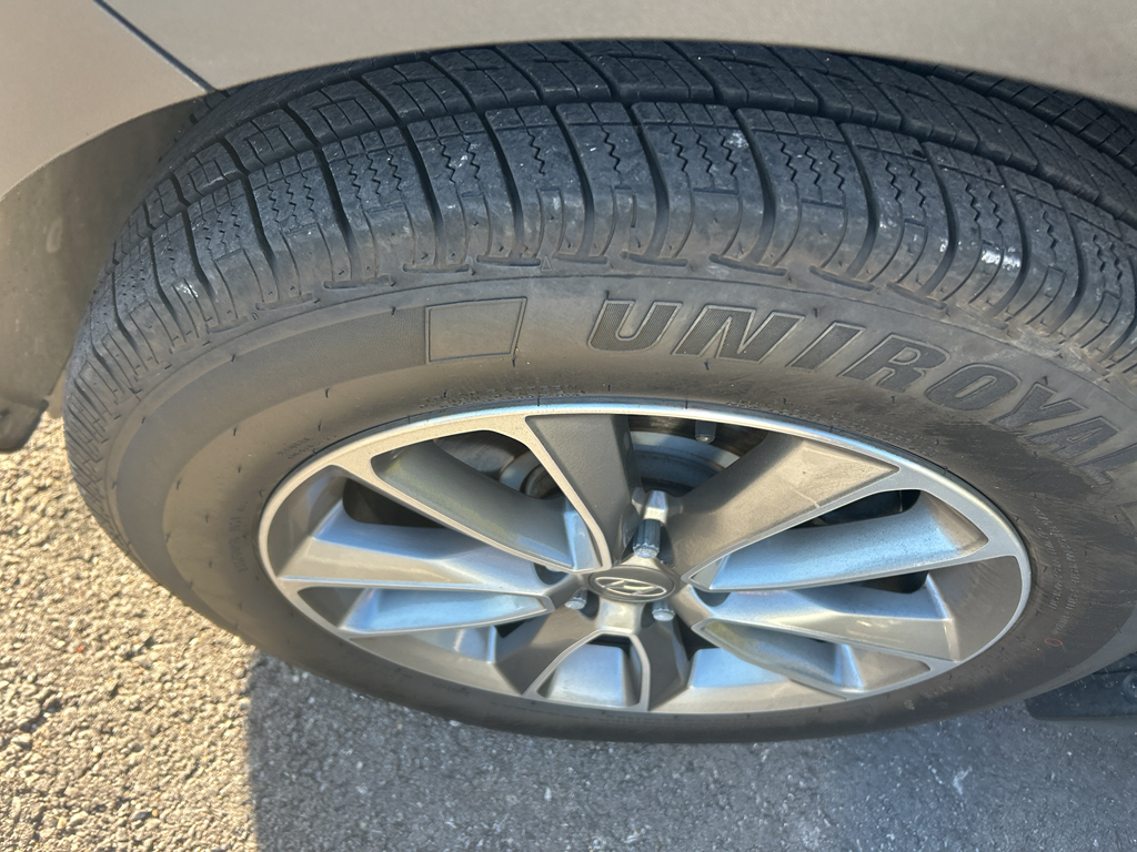 2019 Hyundai Santa Fe XL SE Premium photo 3