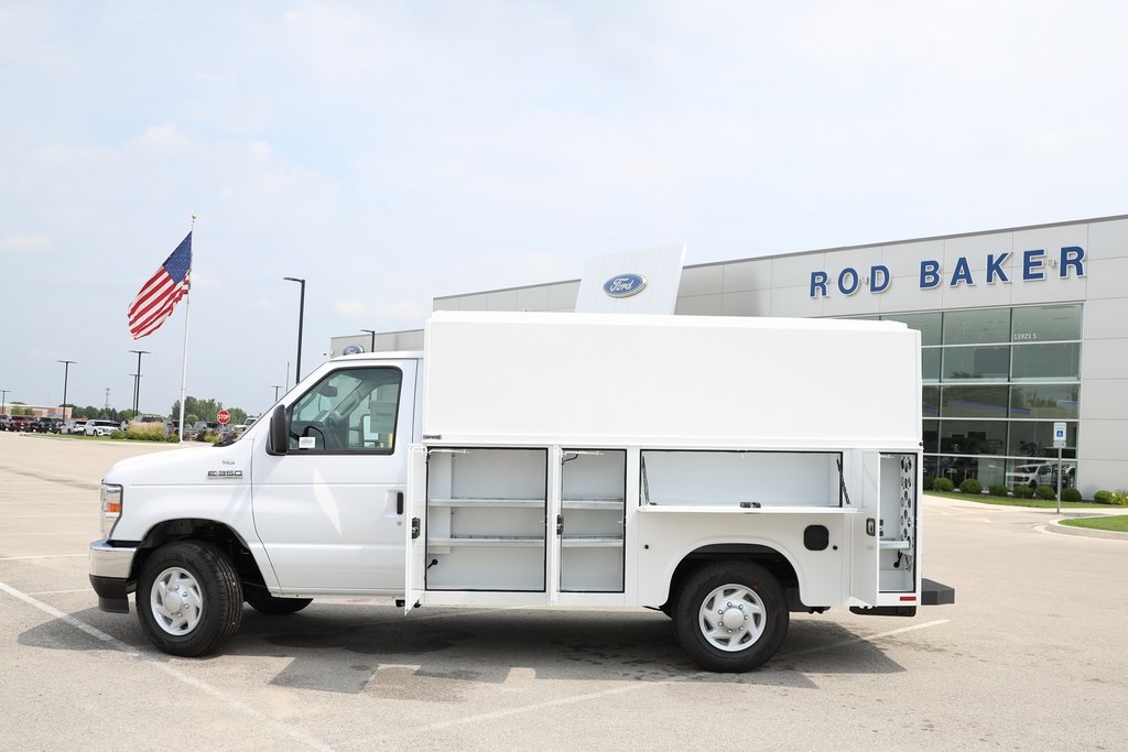 2026 Ford E-350 Base photo 3