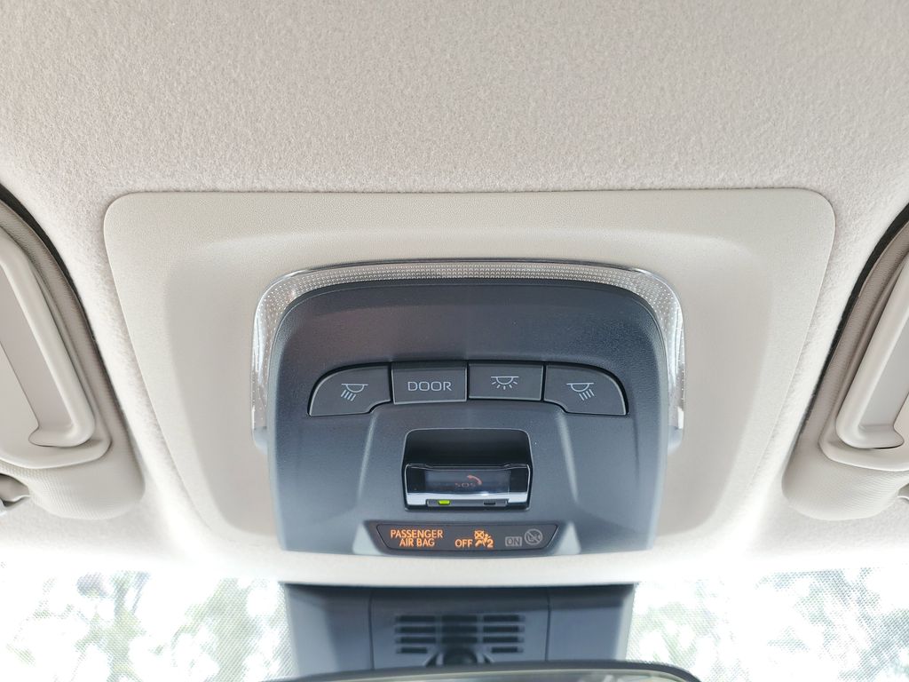 2025 Toyota Corolla LE photo 29