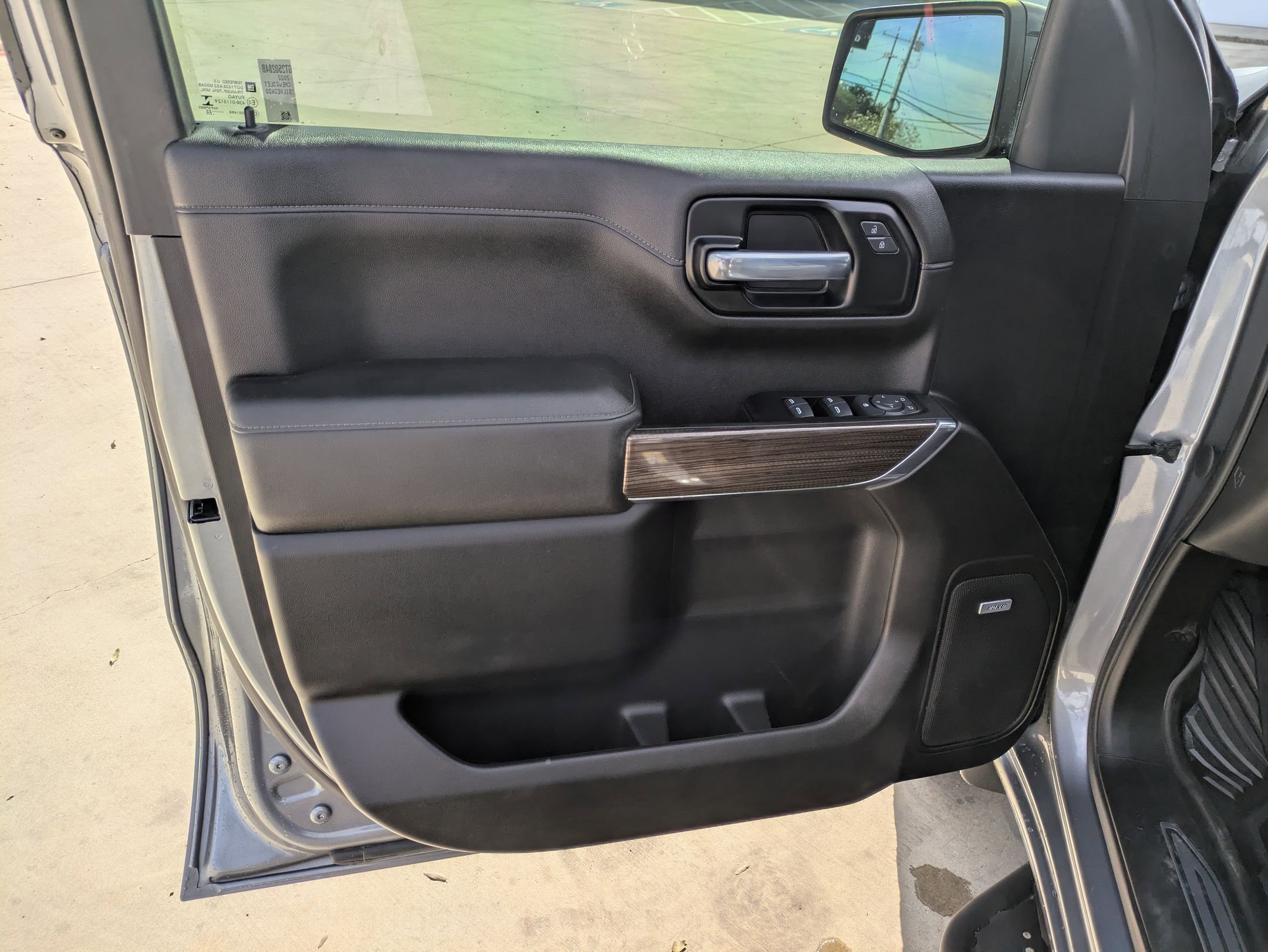 2022 Chevrolet Silverado 1500 LT Trail Boss photo 11