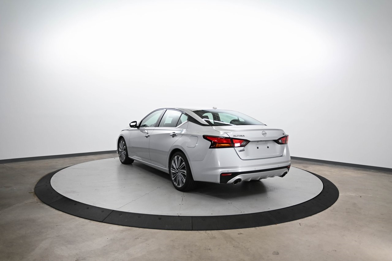 2023 Nissan Altima 2.5 SL photo 8