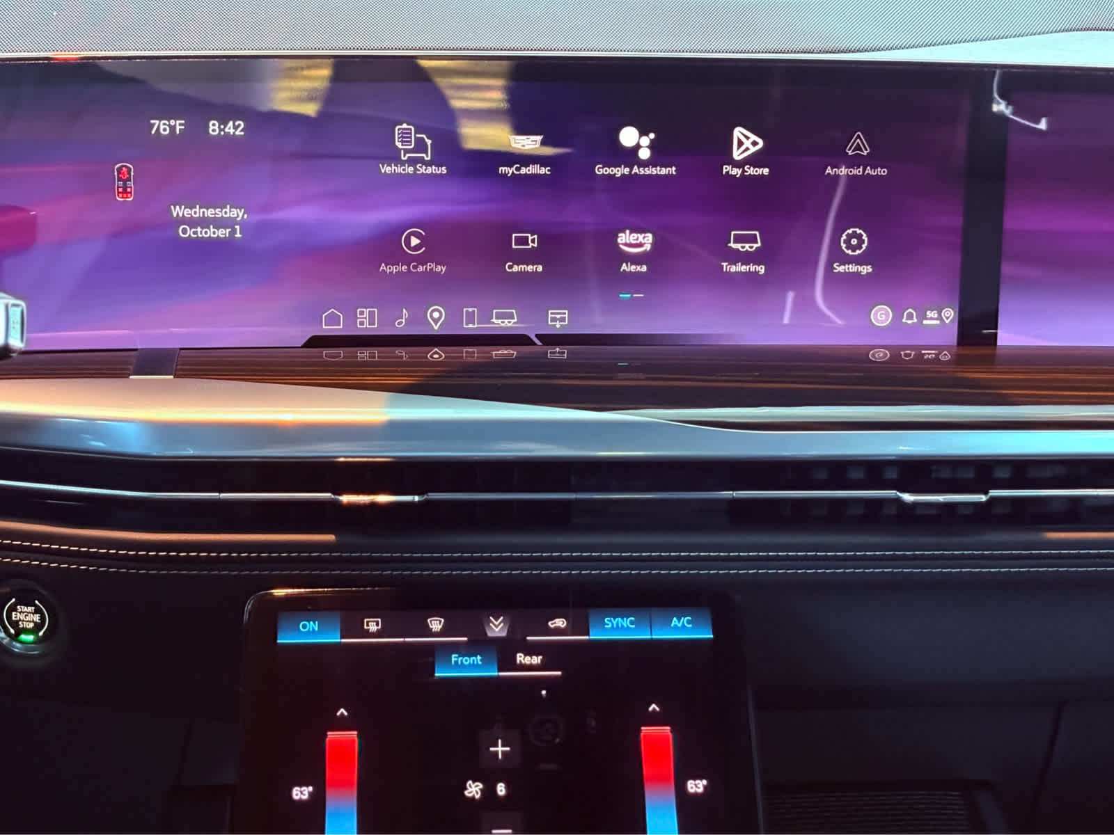 2025 Cadillac Escalade Premium Luxury photo 6